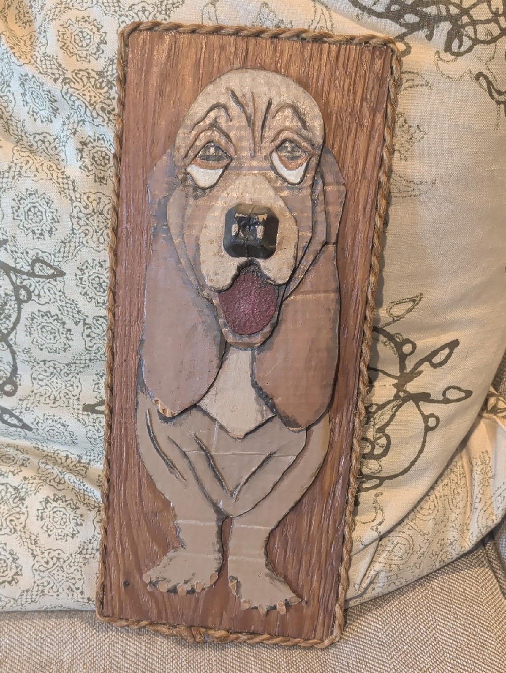 Antique Handmade Brown Dog Wall Plaque - Rustic Pet Décor Bassett Hound